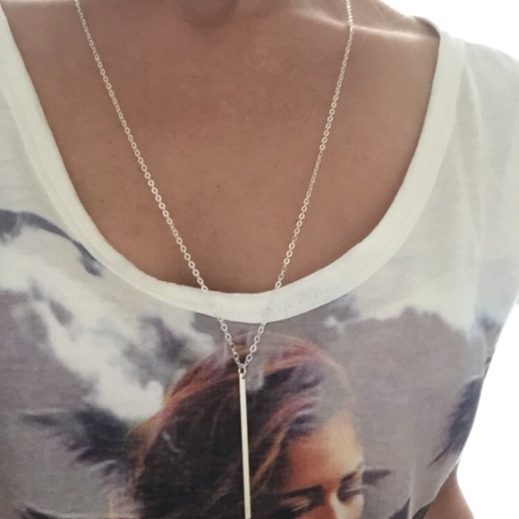 LAST ONE! Silver long chain necklace w/ bar charm - Picture 4 of 6